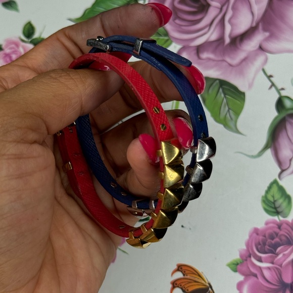 Michael Kors Leather Pyramid Stud B red and blue bundle - Picture 4 of 15